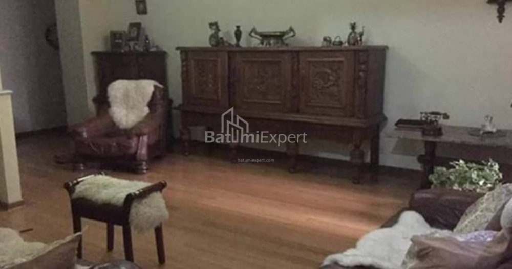 شقة سكنية 220 متر مربع - لوكي اساتياني, Batumi, جورجيا