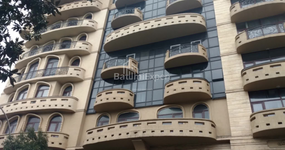 شقة سكنية 201 متر مربع - زورابا جورجيلادزه, Batumi, جورجيا