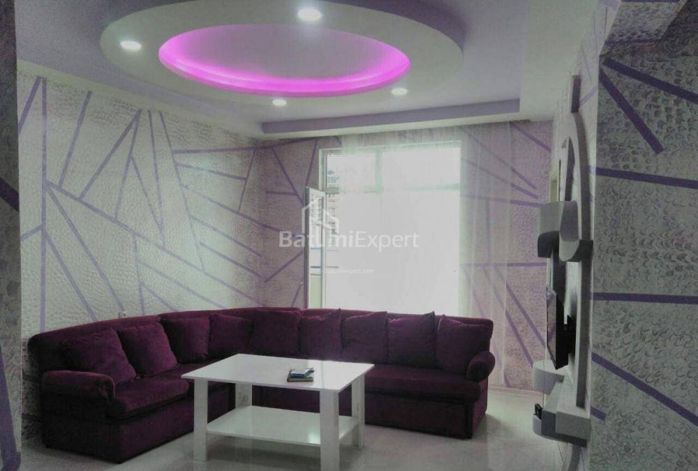 شقة سكنية 60 متر مربع - نيكو بيروسماني, Batumi, جورجيا