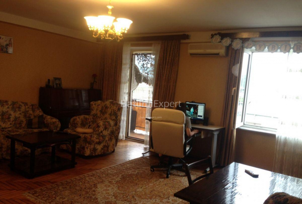 شقة سكنية 96 متر مربع - إيفان جافاخيشفيلي, Batumi, جورجيا