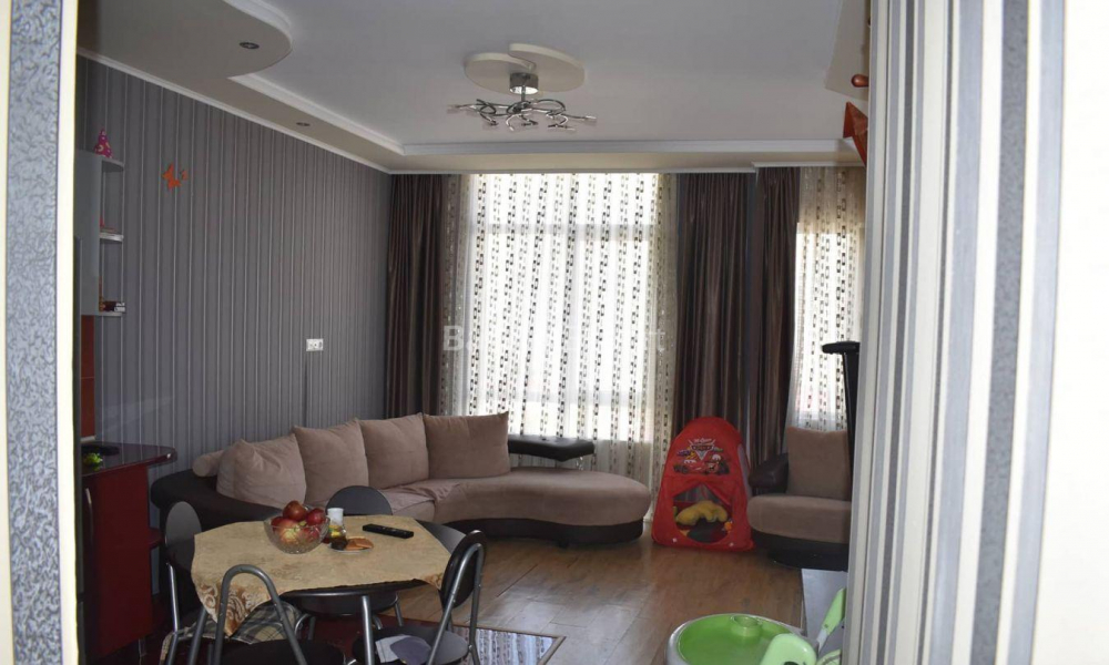 شقة سكنية 64 متر مربع - إيفان جافاخيشفيلي, Batumi, جورجيا