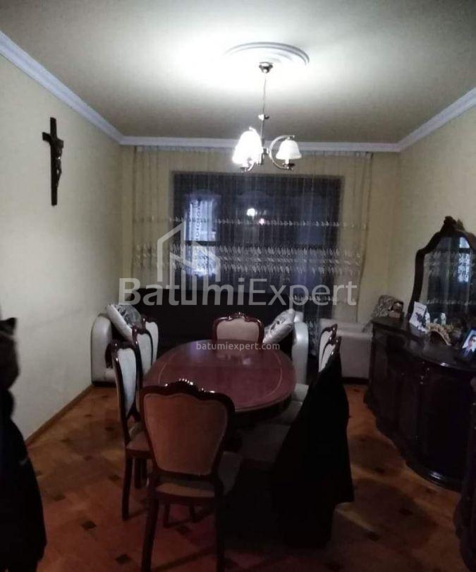 شقة سكنية 74 متر مربع - إيفان جافاخيشفيلي, Batumi, جورجيا