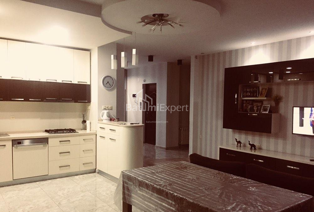 شقة سكنية 153 متر مربع - فاختانغ جورجاسالي, Batumi, جورجيا
