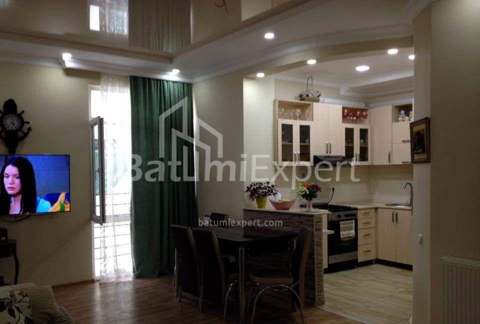 شقة سكنية 77 متر مربع - يوريفسكايا, Batumi, جورجيا