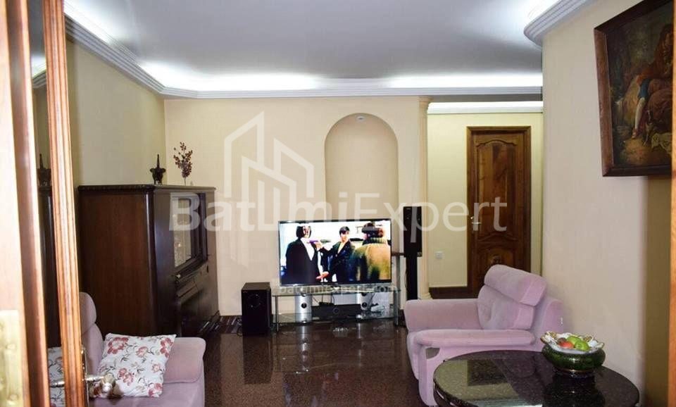 شقة سكنية 82 متر مربع - Galaktion Tabidze, Batumi, جورجيا