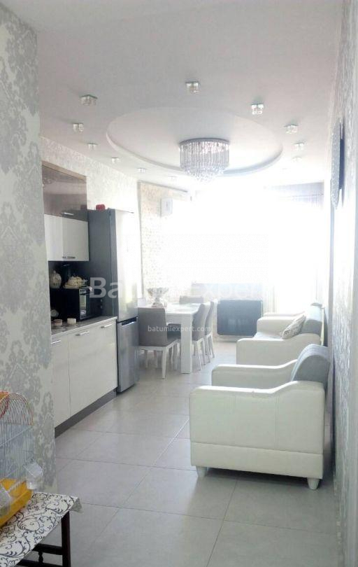 شقة سكنية 64 متر مربع - شريف خيمشياشفيلي, Batumi, جورجيا