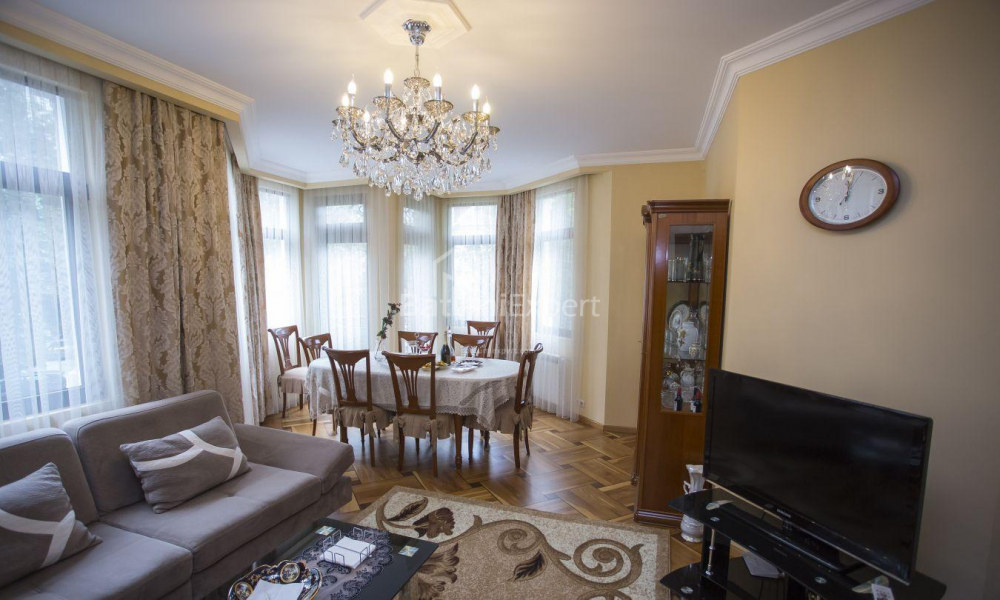 شقة سكنية 115 متر مربع - قسطنطين مارجانيشفيلي, Batumi, جورجيا
