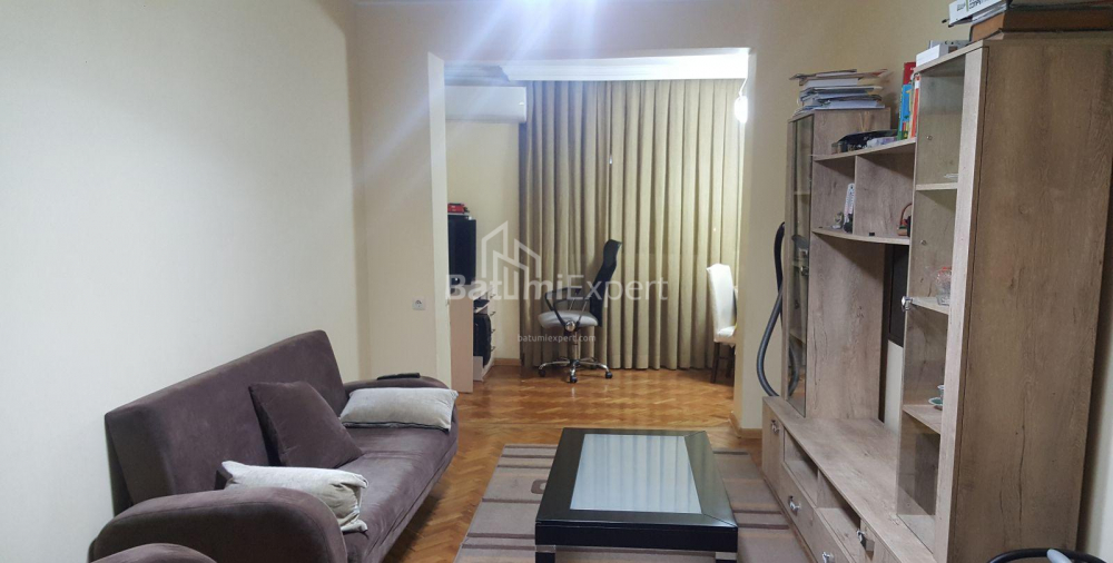 شقة سكنية 85 متر مربع - ميخائيل ليرمونتوف, Batumi, جورجيا
