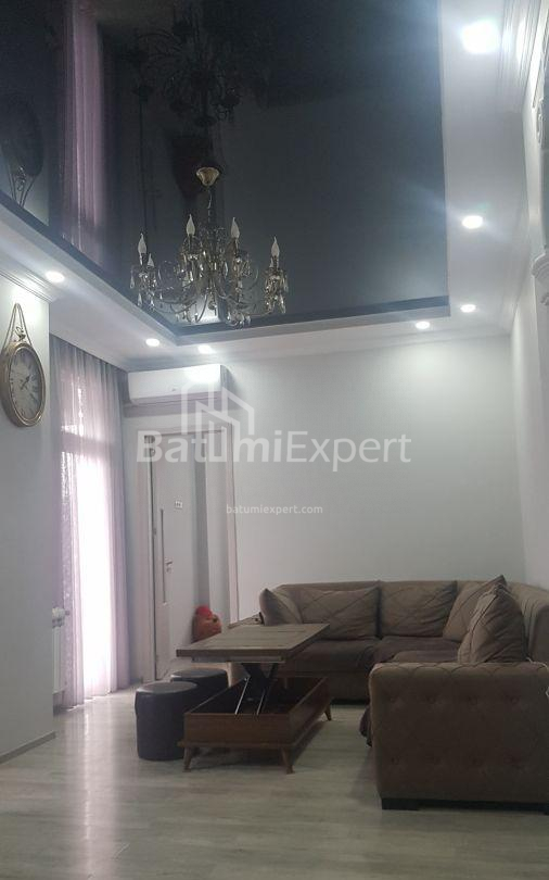 شقة سكنية 75 متر مربع - ميخائيل ليرمونتوف, Batumi, جورجيا