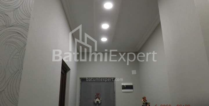 شقة سكنية 77 متر مربع - شالفا إيناساريدزه, Batumi, جورجيا
