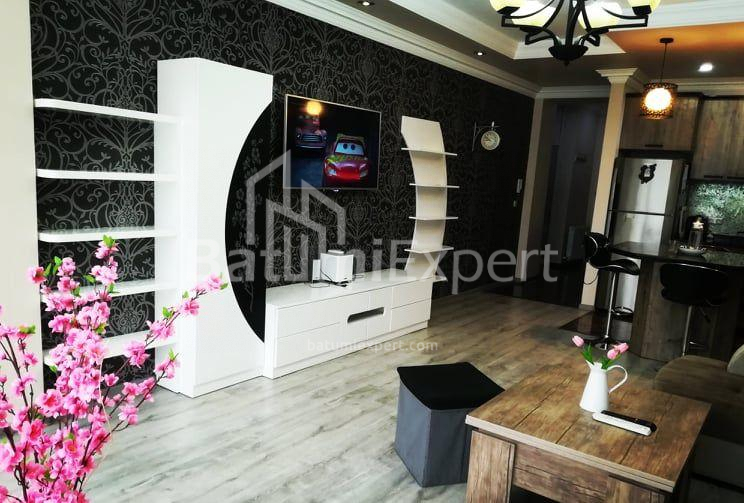 شقة سكنية 85 متر مربع - الملك بارنافاز, Batumi, جورجيا