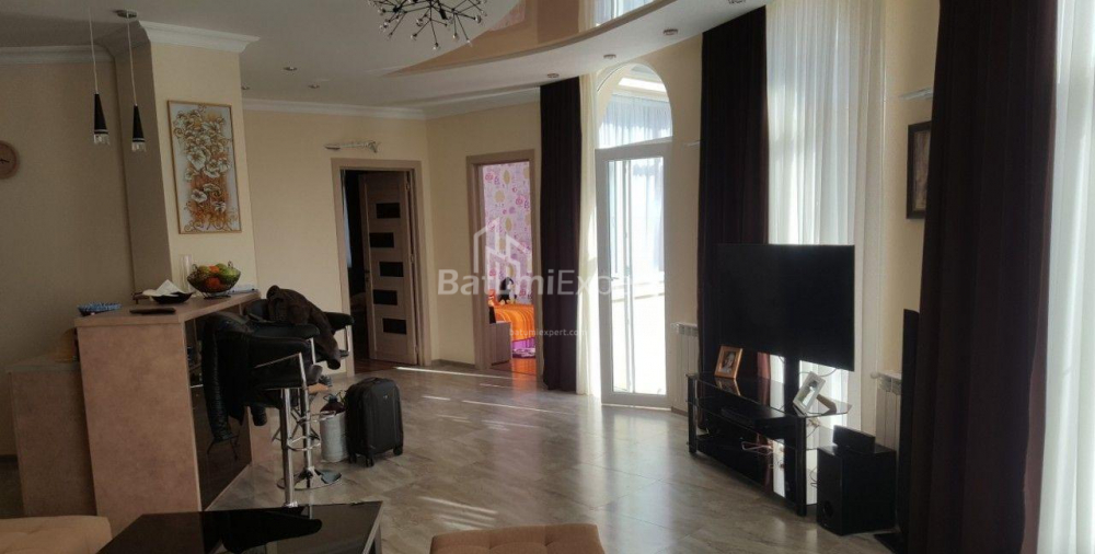 شقة سكنية 133 متر مربع - ستيفان زوبالاشفيلي, Batumi, جورجيا
