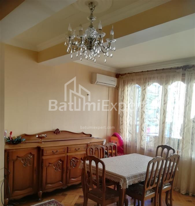 شقة سكنية 90 متر مربع - زورابا جورجيلادزه, Batumi, جورجيا