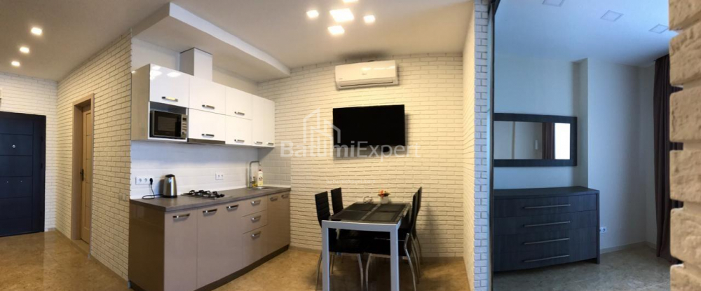 شقة سكنية 42 متر مربع - نيكو بيروسماني, Batumi, جورجيا