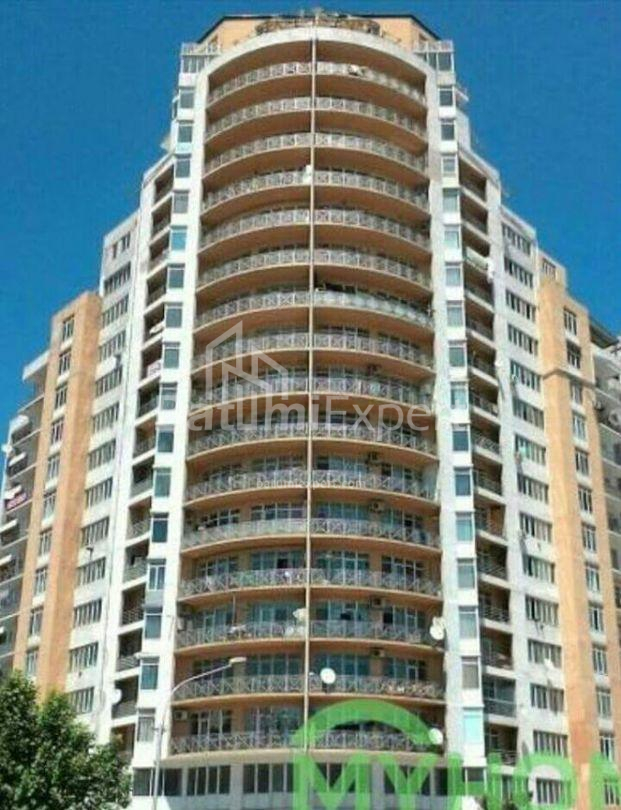 شقة سكنية 73 متر مربع - ميخائيل ليرمونتوف, Batumi, جورجيا
