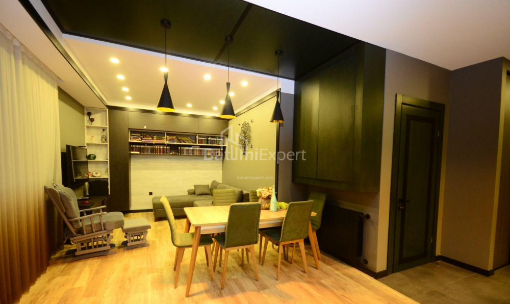 شقة سكنية 99 متر مربع - زورابا جورجيلادزه, Batumi, جورجيا
