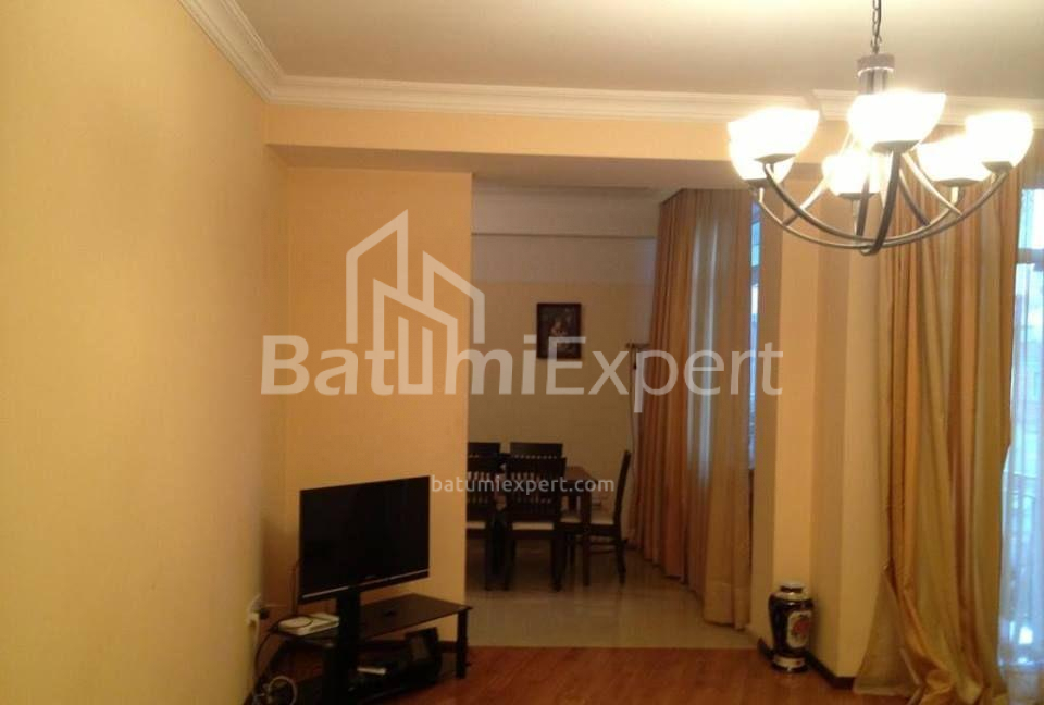 شقة سكنية 100 متر مربع - يوريفسكايا, Batumi, جورجيا