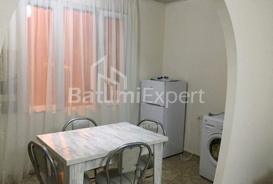 شقة سكنية 44 متر مربع - إيفان جافاخيشفيلي, Batumi, جورجيا