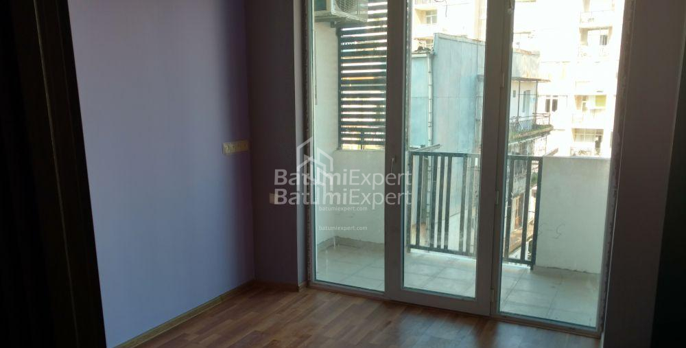 شقة سكنية 35 متر مربع - فاختانغ جورجاسالي, Batumi, جورجيا