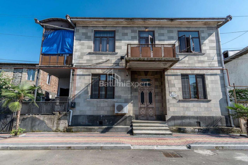 منزل شخصي 120 متر مربع - كايكسرو تشولوكاشفيلي, Batumi, جورجيا