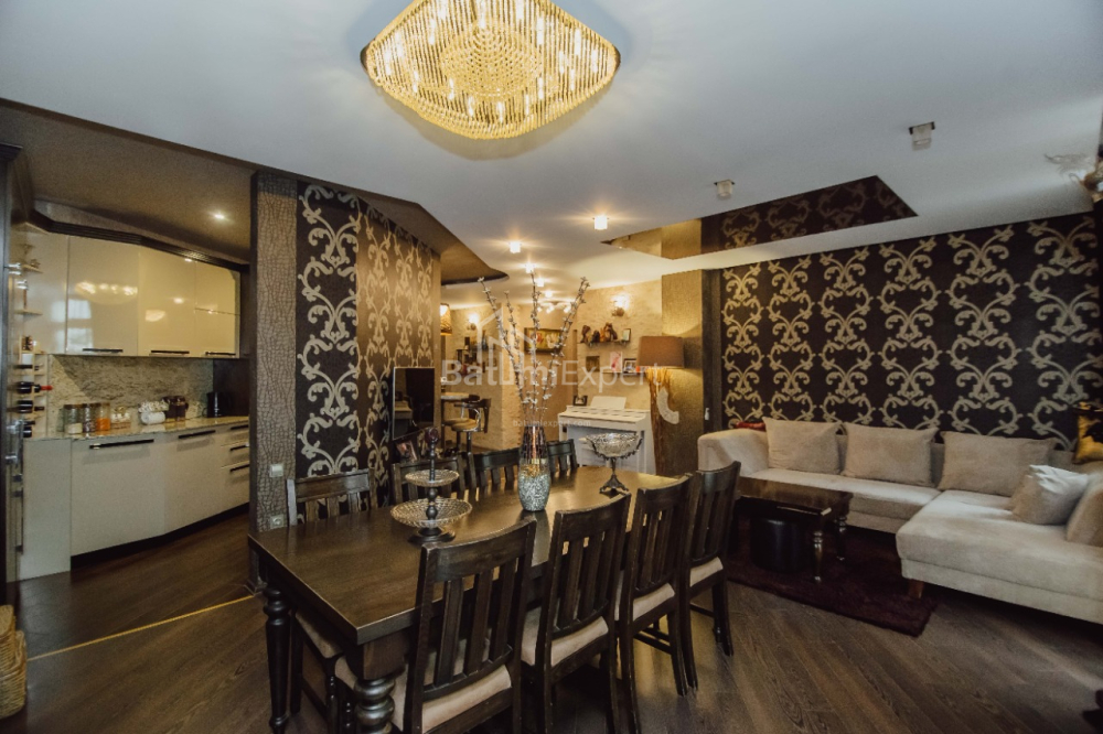 شقة سكنية 108 متر مربع - يوسف كوبالادزه, Batumi, جورجيا