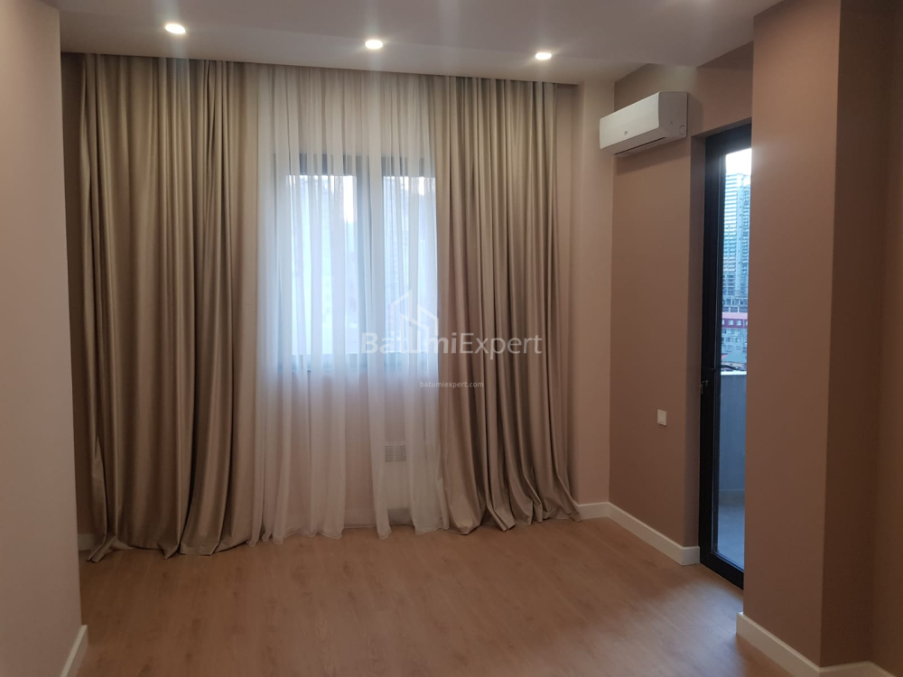 شقة سكنية 100 متر مربع - زورابا جورجيلادزه, Batumi, جورجيا