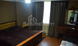 شقة سكنية 3-комн 120 m² - ايليا تشافتشافادزه, Batumi