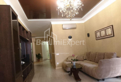 شقة سكنية 90 متر مربع - نيكو بيروسماني, Batumi, جورجيا