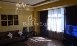 شقة سكنية 3-комн 84 m² - ايليا تشافتشافادزه, Batumi