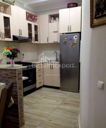 شقة سكنية 3-комн 77 m² - شالفا إيناساريدزه, Batumi