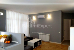 شقة سكنية 3-комн 80 m² - الكسندرا بوشكين, Batumi