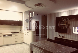 شقة سكنية 6-комн 153 m² - فاختانغ جورجاسالي, Batumi