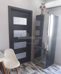 شقة سكنية 3-комн 53 m² - بيترا مليكيشفيلي, Batumi