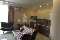 شقة سكنية 70 متر مربع - إيفان جافاخيشفيلي, Batumi, جورجيا