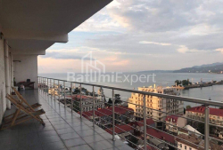 شقة سكنية 3-комн 160 m² - ايليا تشافتشافادزه, Batumi