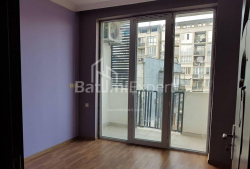 شقة سكنية 33 متر مربع - فاختانغ جورجاسالي, Batumi, جورجيا