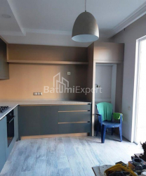 شقة سكنية 4-комн 118 m² - الملك بارنافاز, Batumi