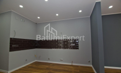 شقة سكنية 4-комн 112 m² - شالفا إيناساريدزه, Batumi
