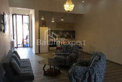 شقة سكنية 3-комн 85 m² - زورابا جورجيلادزه, Batumi
