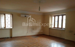 شقة سكنية 3-комн 92 m² - 26 مايو, Batumi