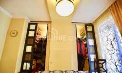 شقة سكنية 4-комн 93 m² - الكسندرا غريبويدوفا, Batumi