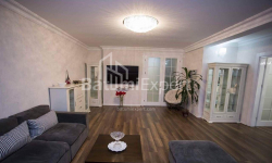 شقة سكنية 3-комн 125 m² - الملك بارنافاز, Batumi