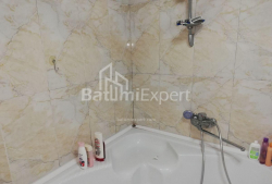 شقة سكنية 3-комн 90 m² - إيفان جافاخيشفيلي, Batumi