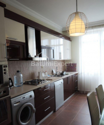 شقة سكنية 4-комн 180 m² - ايليا تشافتشافادزه, Batumi