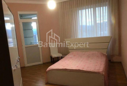 شقة سكنية 3-комн 70 m² - زورابا جورجيلادزه, Batumi
