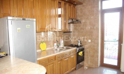 شقة سكنية 4-комн 153 m² - ايليا تشافتشافادزه, Batumi
