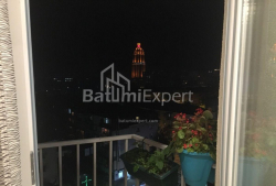 شقة سكنية 3-комн 90 m² - زورابا جورجيلادزه, Batumi