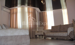 شقة سكنية 3-комн 80 m² - زورابا جورجيلادزه, Batumi