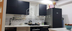 شقة سكنية 3-комн 77 m² - الملك بارنافاز, Batumi