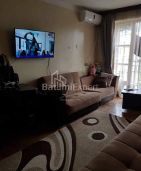 شقة سكنية 1-комн 35 m² - إيفان جافاخيشفيلي, Batumi